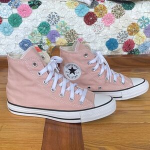 Converse Chuck Taylor All Star High Top Sneakers Pink Women’s 6.5 / Men’s 4.5
